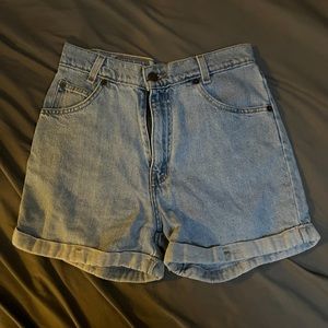Levi shorts (14)